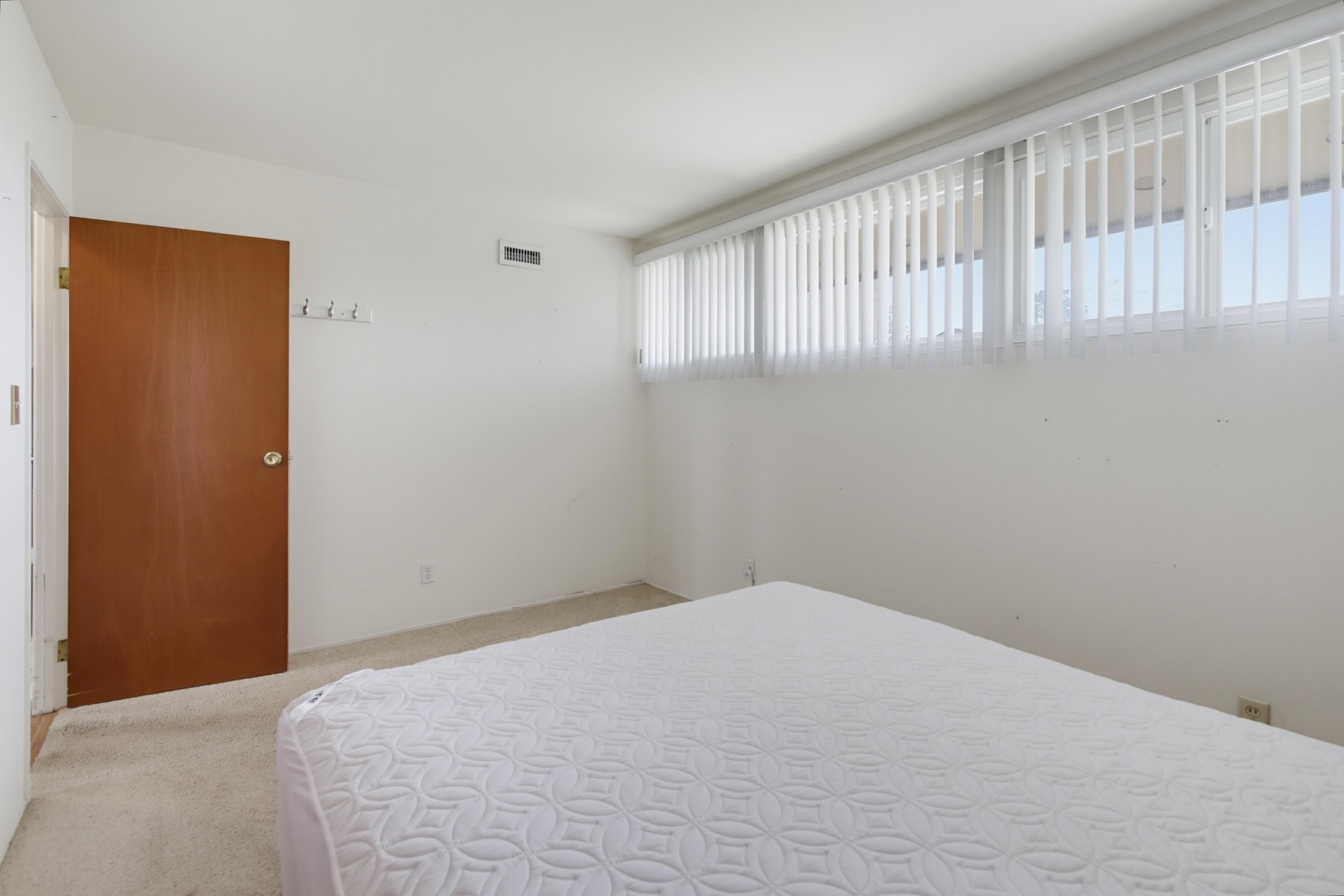 Virtual tour photo 29 of 69 for 6789 Renkrib Ave