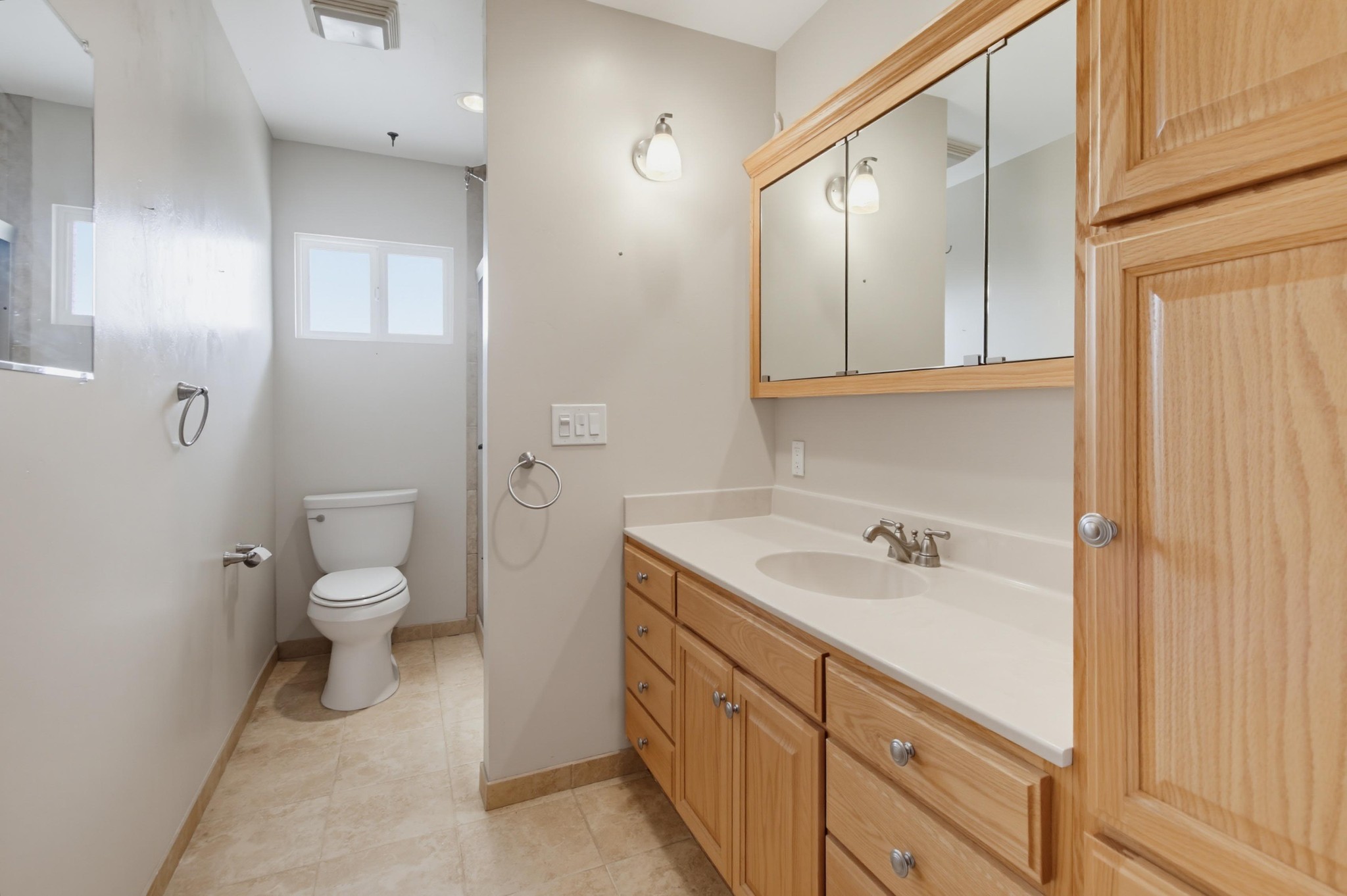 Virtual tour photo 41 of 69 for 6789 Renkrib Ave