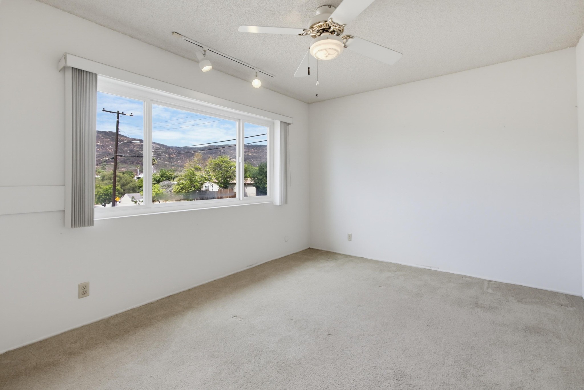Virtual tour photo 49 of 69 for 6789 Renkrib Ave