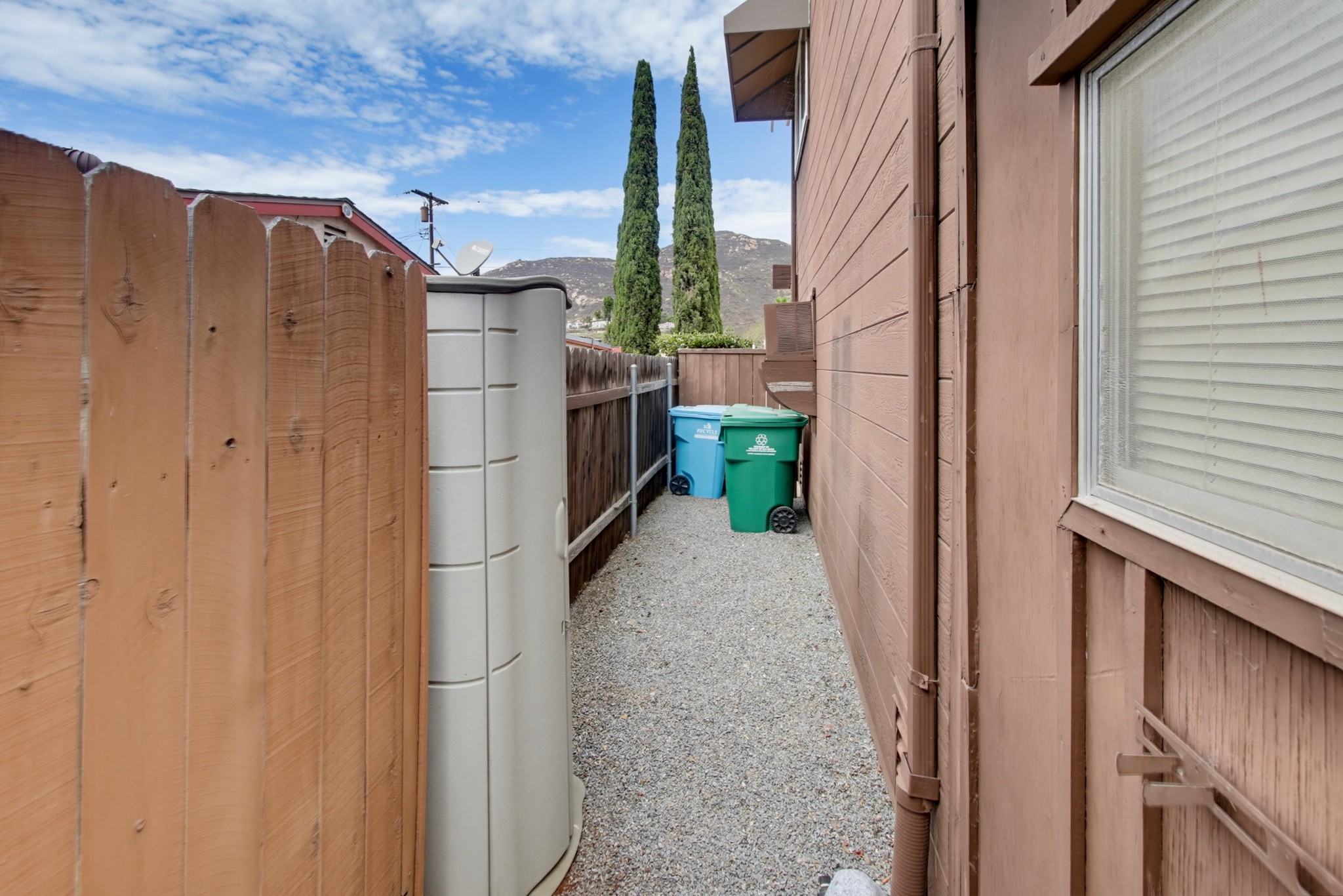 Virtual tour photo 59 of 69 for 6789 Renkrib Ave