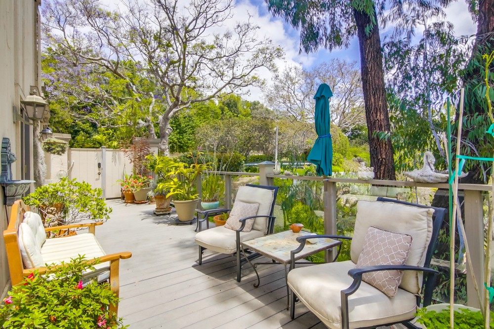 Virtual tour photo 10 of 78 for 6793 Fashion Hills Blvd