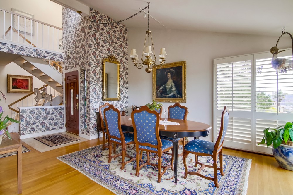 Virtual tour photo 19 of 78 for 6793 Fashion Hills Blvd