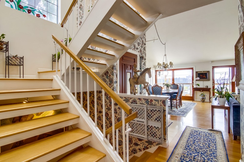 Virtual tour photo 36 of 78 for 6793 Fashion Hills Blvd