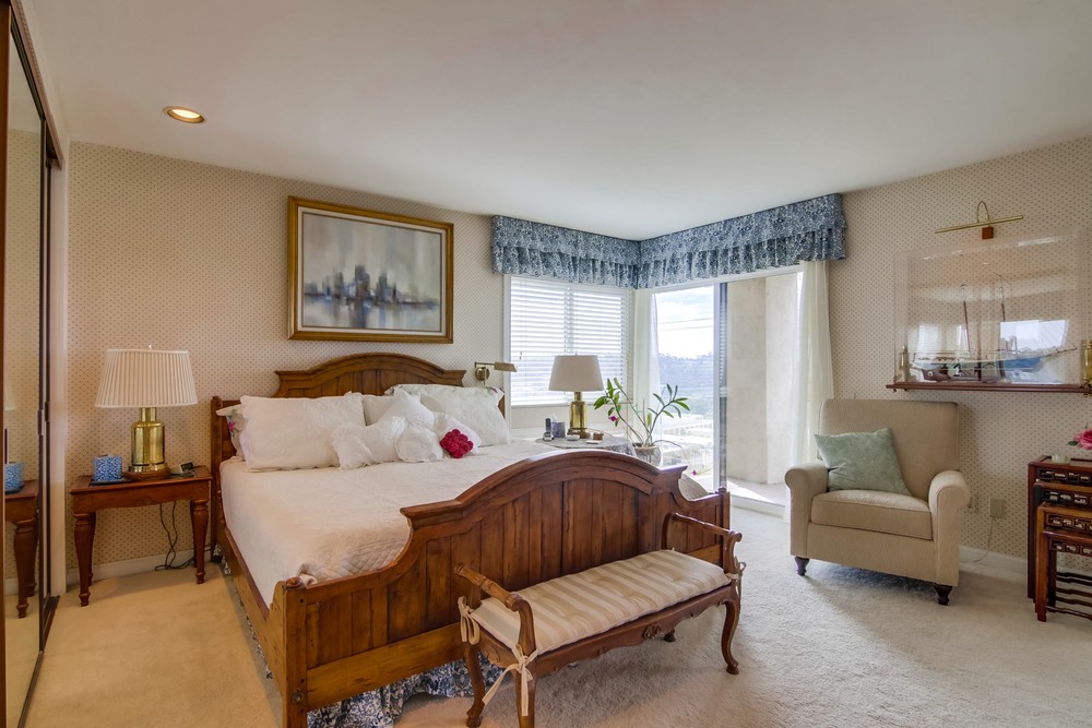 Virtual tour photo 45 of 78 for 6793 Fashion Hills Blvd
