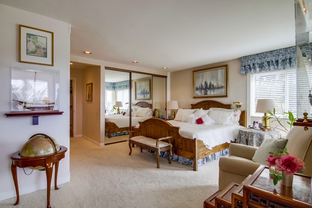 Virtual tour photo 46 of 78 for 6793 Fashion Hills Blvd