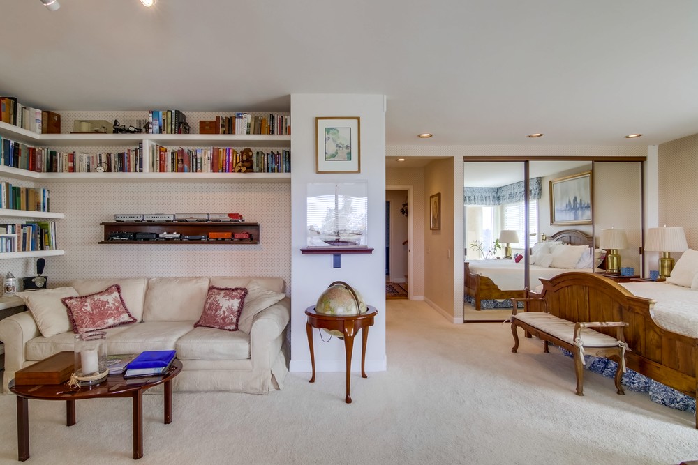 Virtual tour photo 49 of 78 for 6793 Fashion Hills Blvd