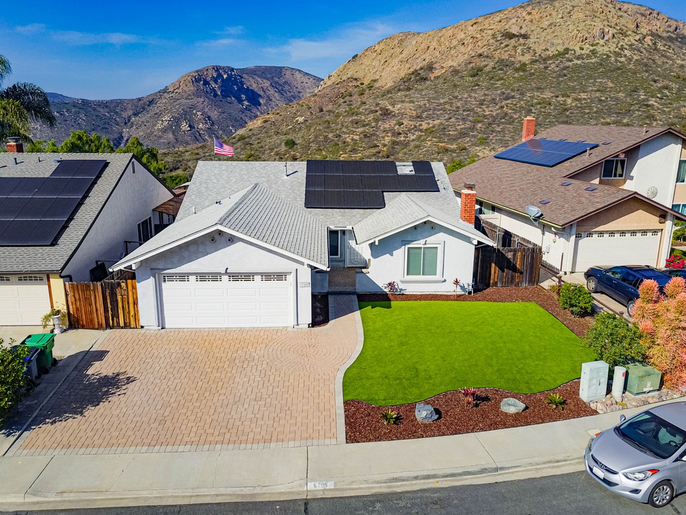 Virtual tour photo 1 of 37 for 6796 El Banquero Pl
