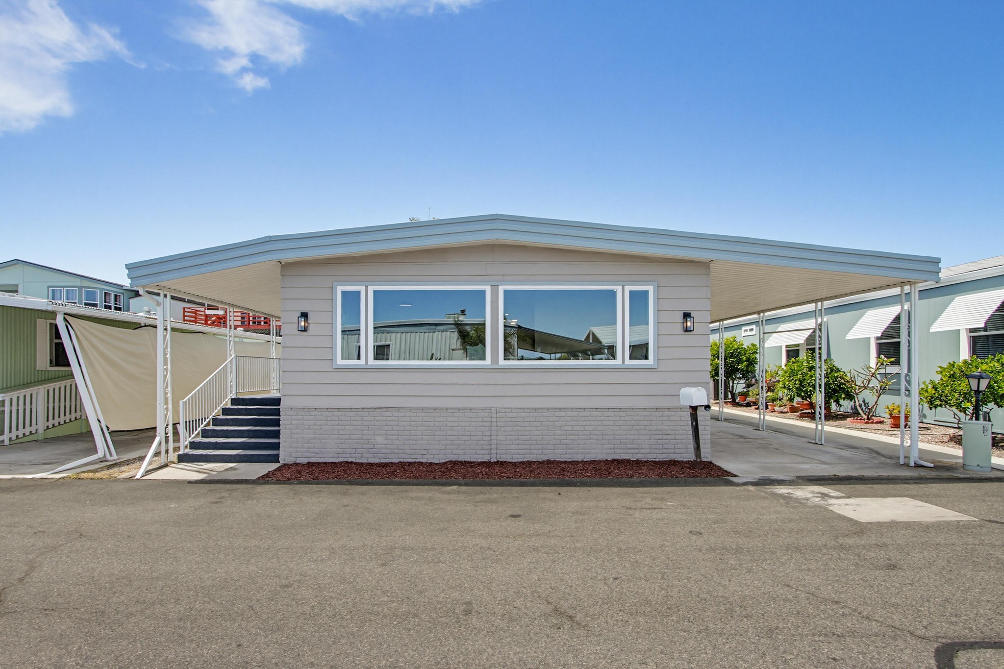 Virtual tour photo 3 of 50 for 68 Brookside Ln