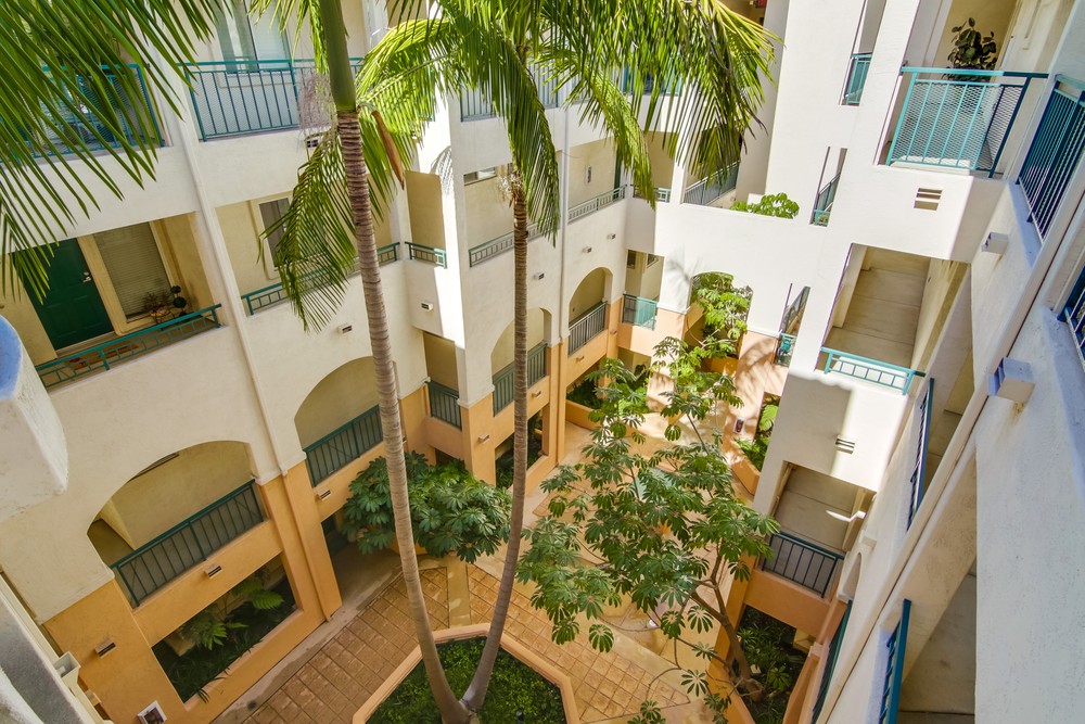 Virtual tour photo 4 of 45 for 680 Camino De La Reina #2406