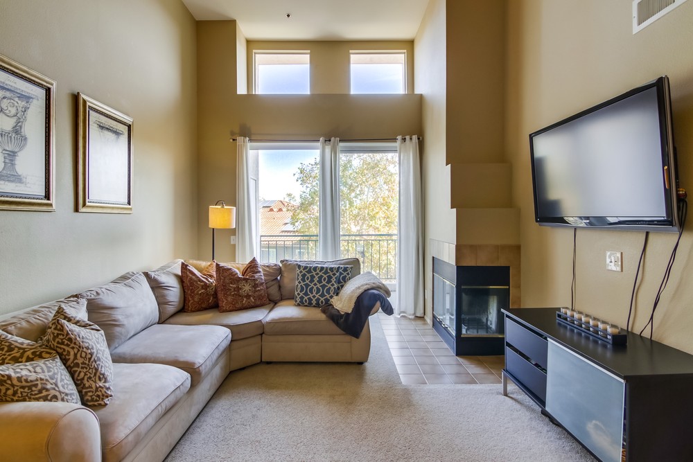 Virtual tour photo 10 of 45 for 680 Camino De La Reina #2406