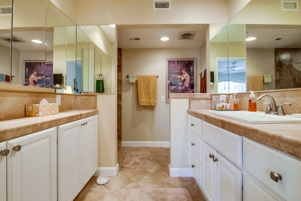 Virtual tour photo 23 of 45 for 6804 Hyde Park Dr