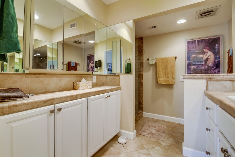 Virtual tour photo 24 of 45 for 6804 Hyde Park Dr