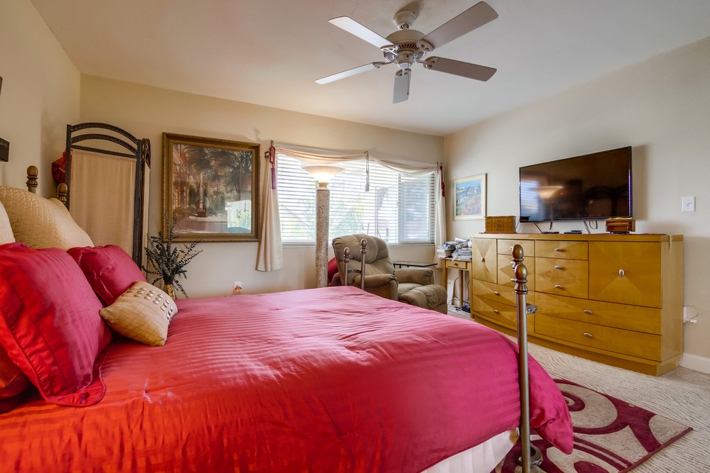 Virtual tour photo 31 of 45 for 6804 Hyde Park Dr