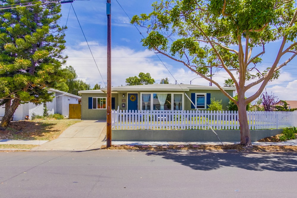 Virtual tour photo 3 of 40 for 6805 69th St