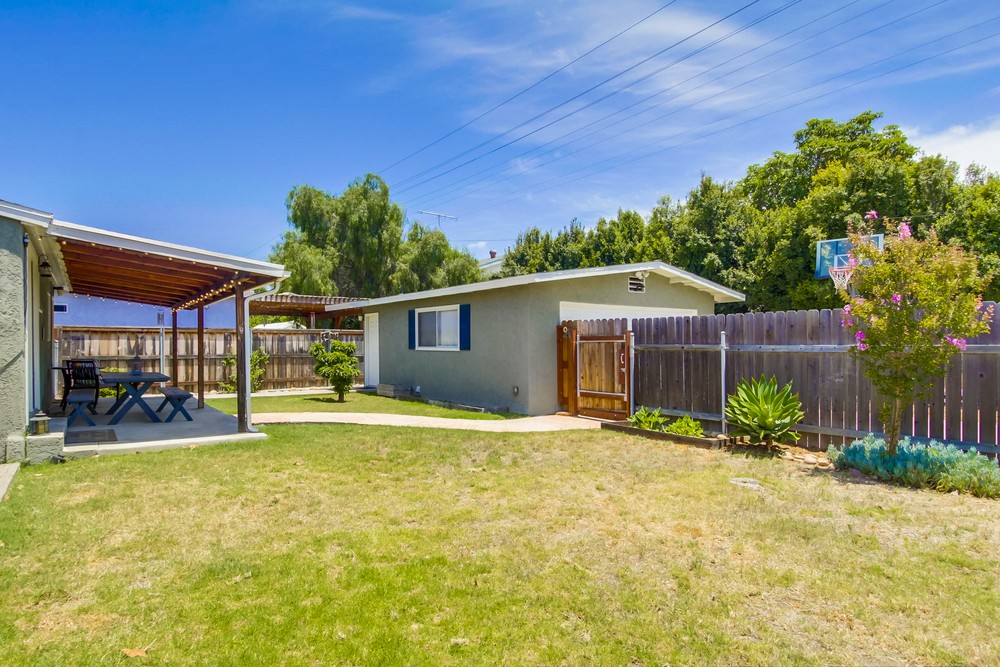 Virtual tour photo 35 of 40 for 6805 69th St