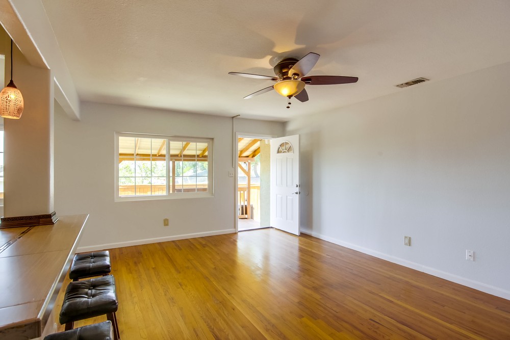 Virtual tour photo 10 of 37 for 6805 Mallard St