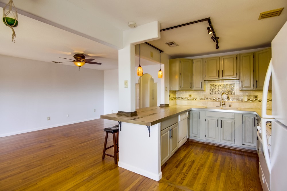 Virtual tour photo 13 of 37 for 6805 Mallard St