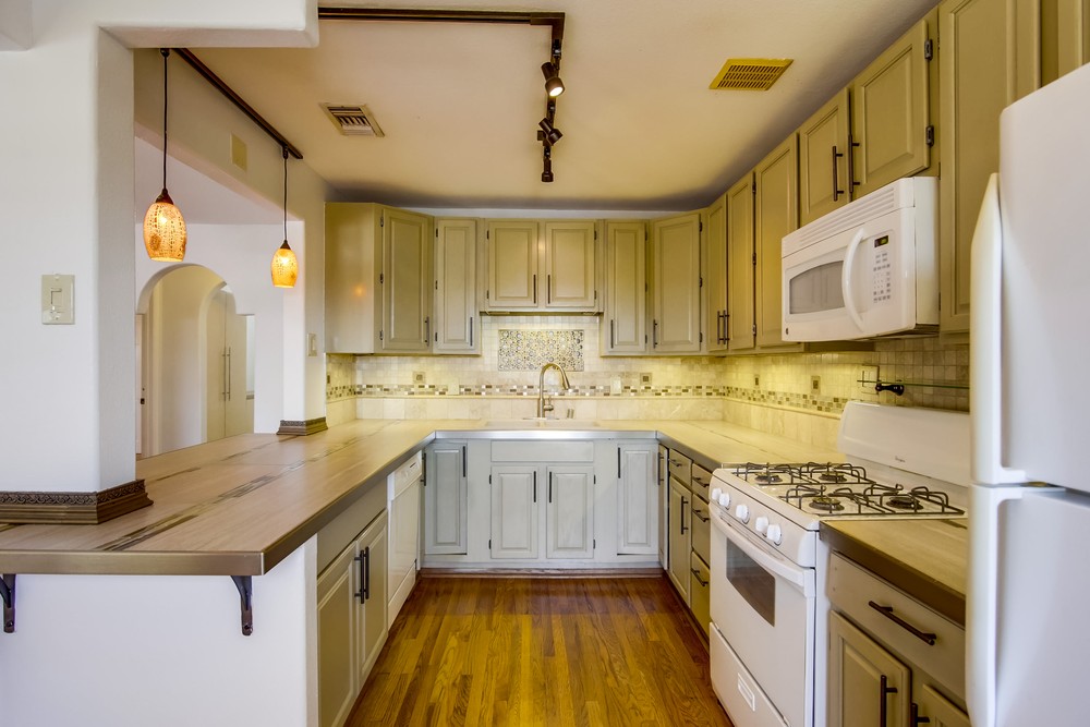 Virtual tour photo 14 of 37 for 6805 Mallard St