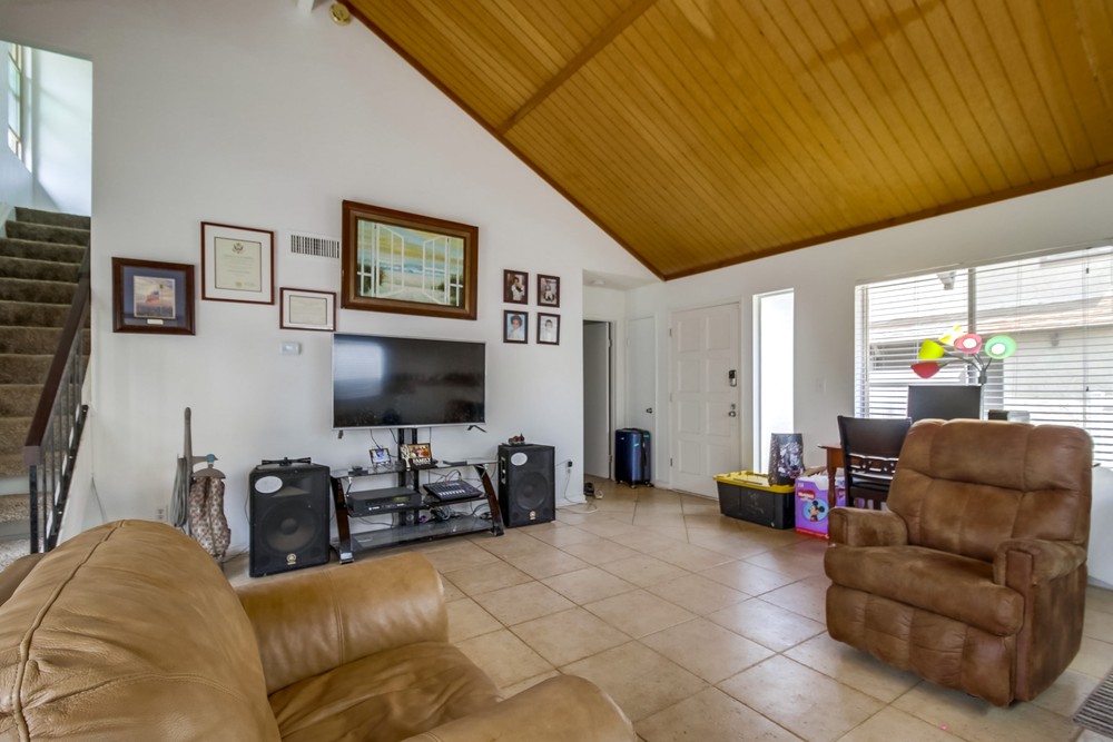 Virtual tour photo 9 of 33 for 6811 Parkside Ave