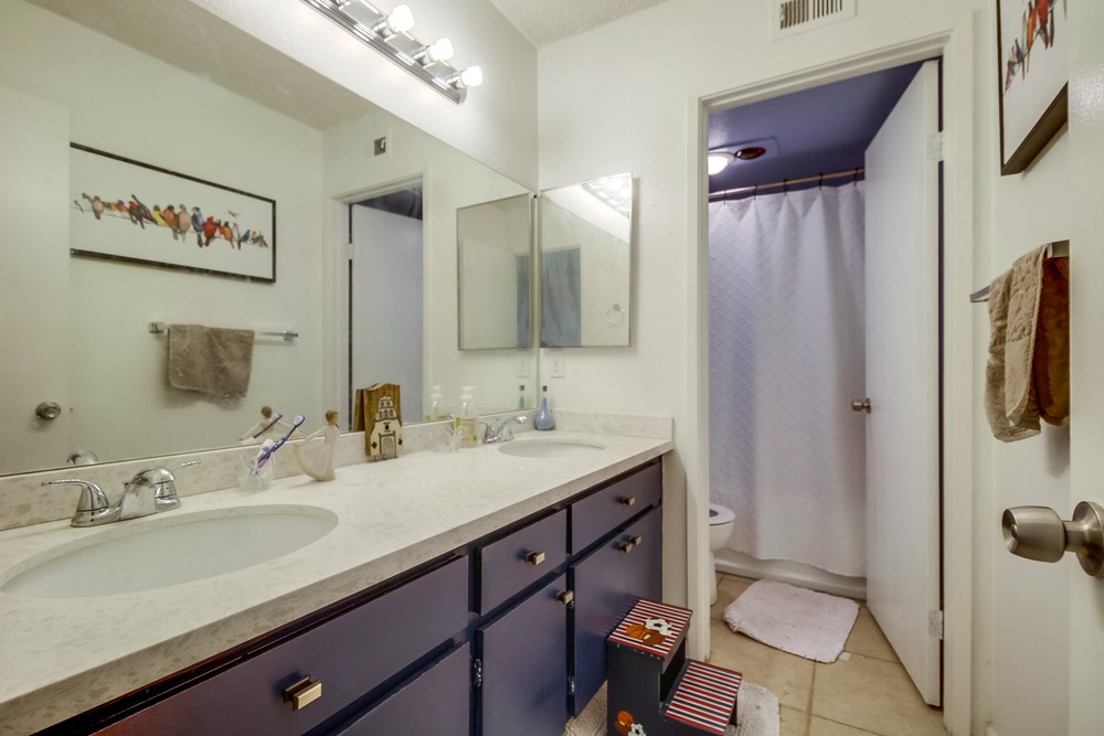 Virtual tour photo 23 of 33 for 6811 Parkside Ave