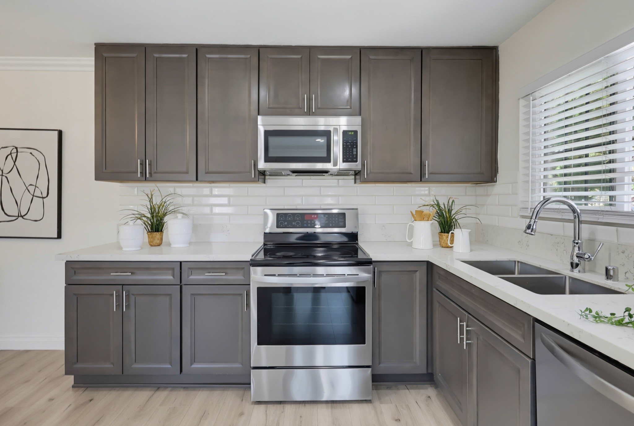 Virtual tour photo 23 of 48 for 6822 Camphor Ln