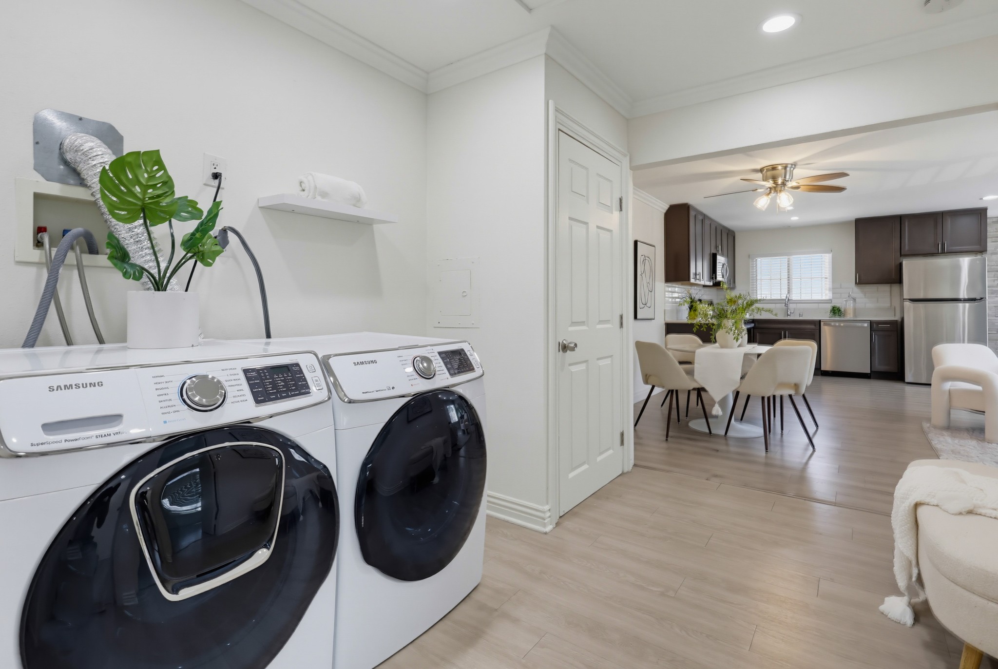 Virtual tour photo 25 of 48 for 6822 Camphor Ln