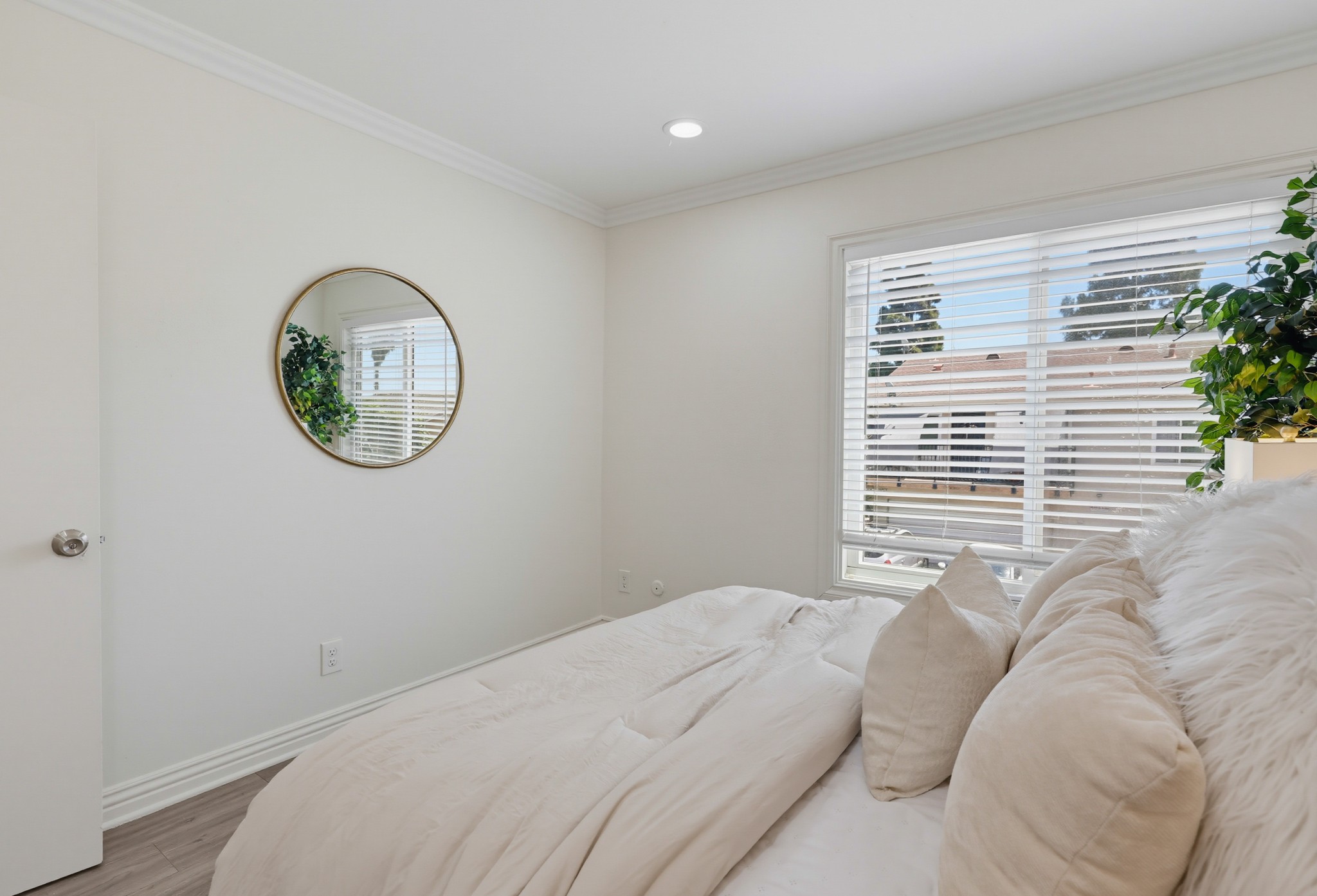 Virtual tour photo 29 of 48 for 6822 Camphor Ln