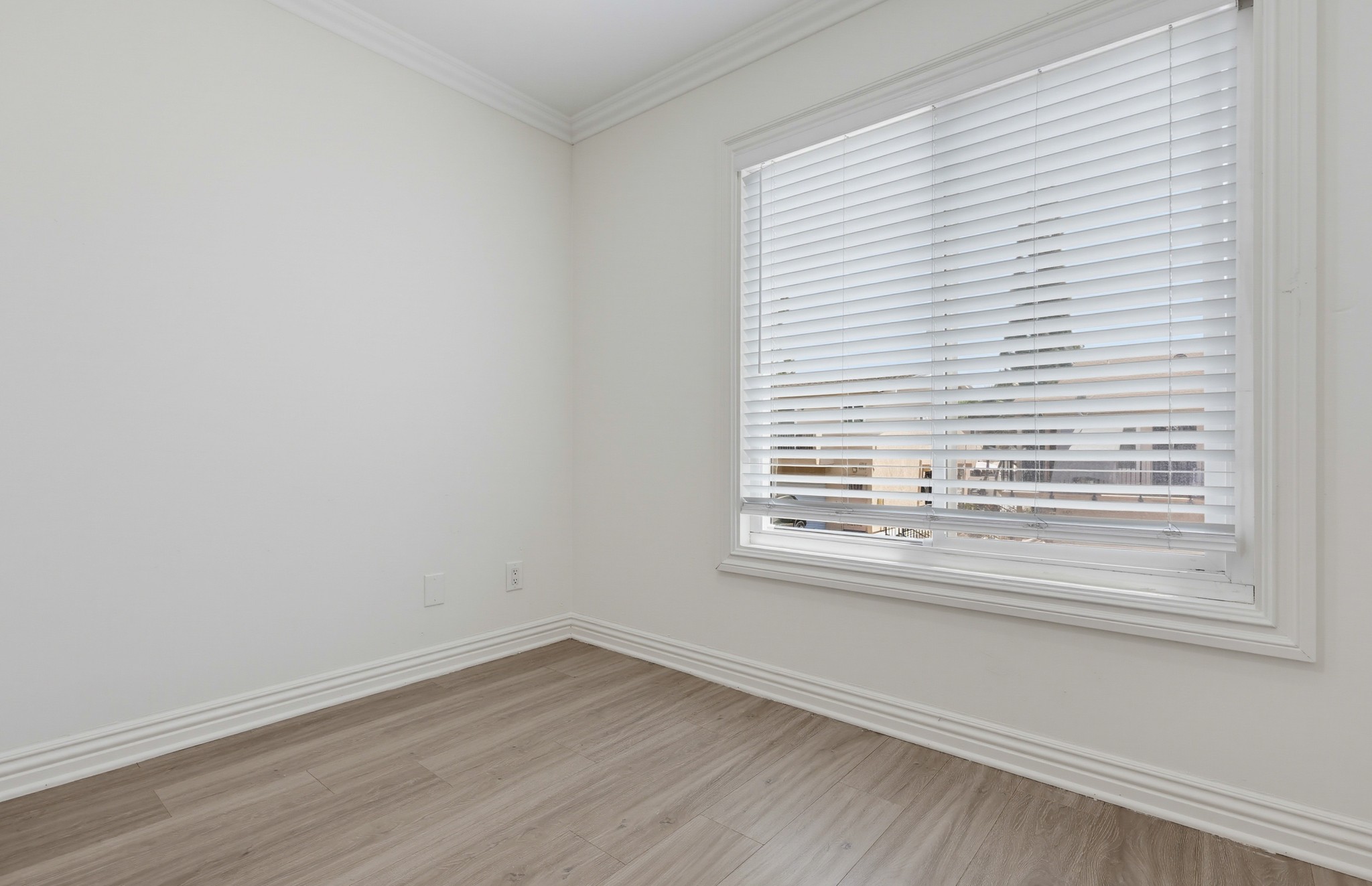 Virtual tour photo 30 of 48 for 6822 Camphor Ln