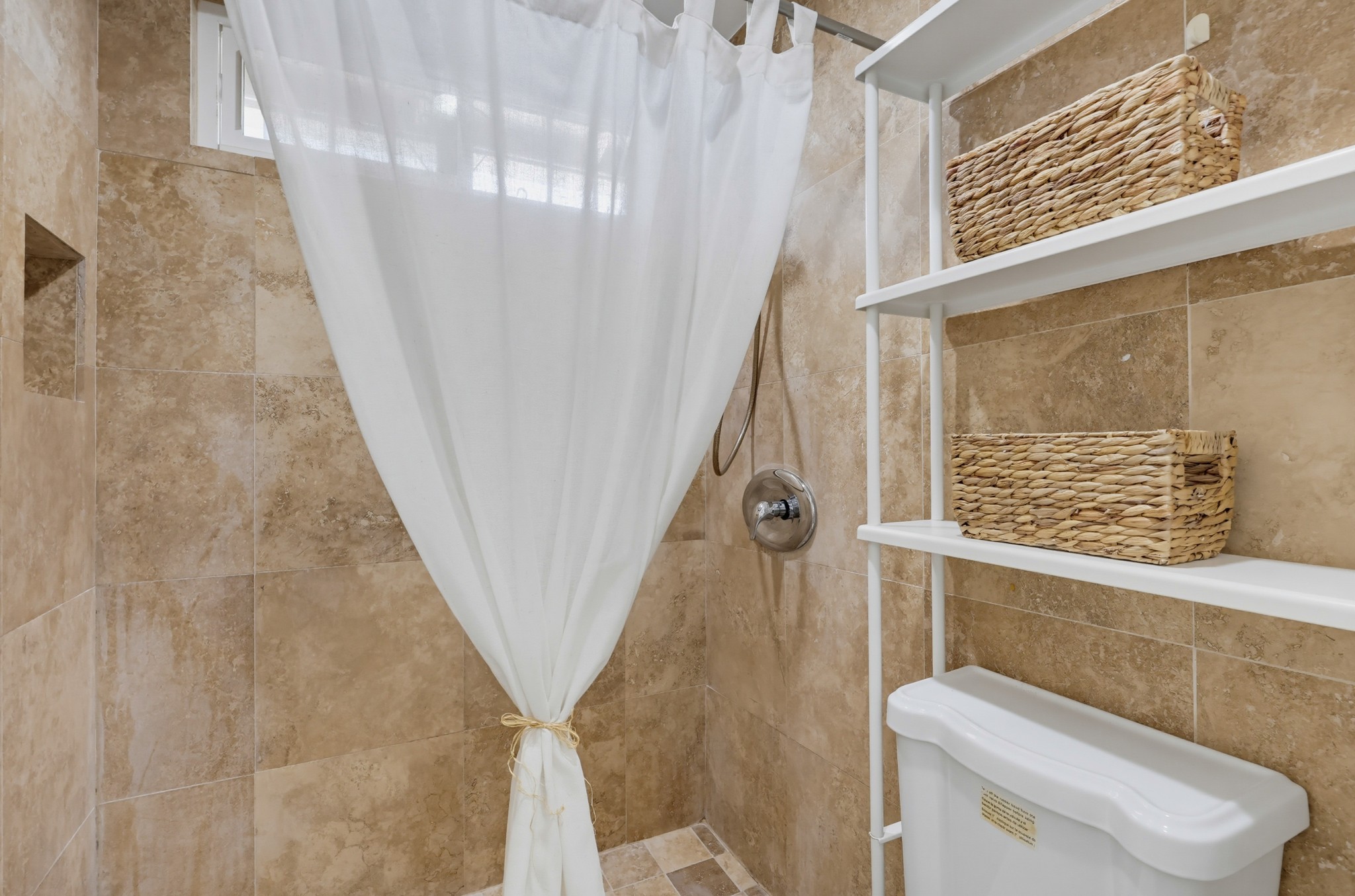 Virtual tour photo 34 of 48 for 6822 Camphor Ln