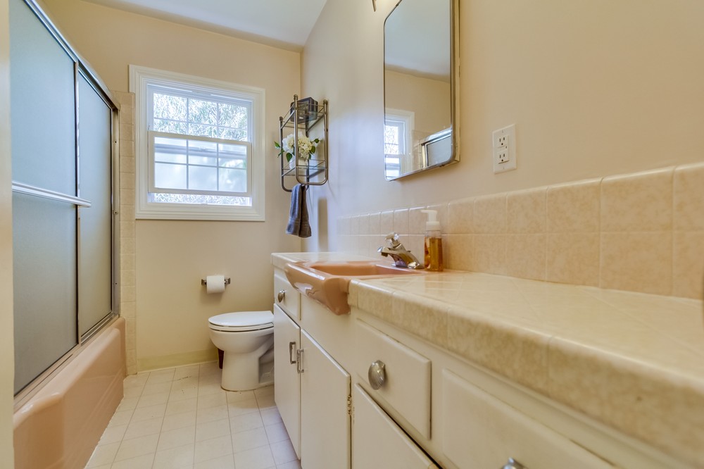 Virtual tour photo 25 of 41 for 6833 Estrella Avenue