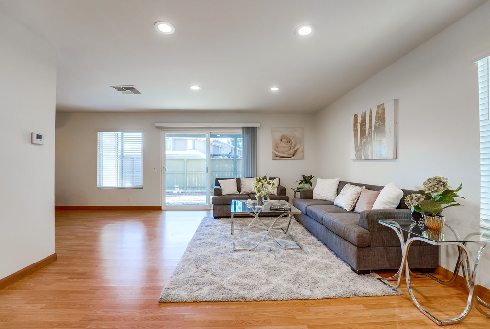 Virtual tour photo 6 of 44 for 6852 Panamint Row UNIT 4