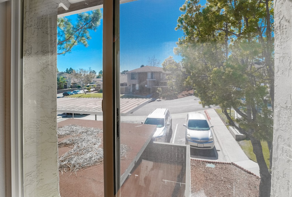 Virtual tour photo 33 of 44 for 6852 Panamint Row UNIT 4