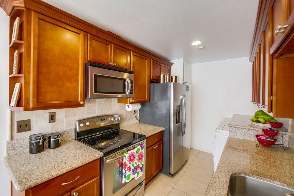Virtual tour photo 12 of 43 for 6852 Parkside Ave