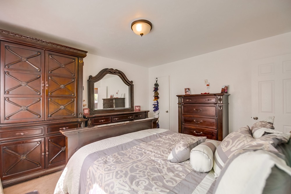 Virtual tour photo 24 of 43 for 6852 Parkside Ave
