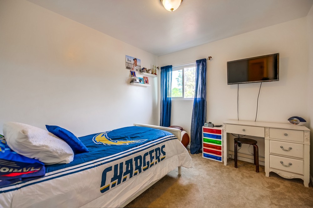 Virtual tour photo 28 of 43 for 6852 Parkside Ave