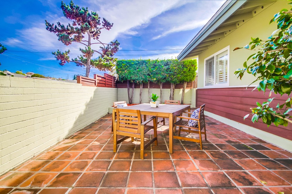 Virtual tour photo 9 of 56 for 6856 Clara Lee Ave
