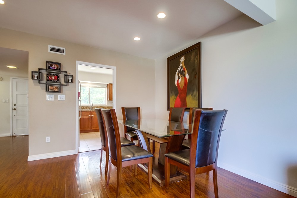 Virtual tour photo 12 of 29 for 6868 Hyde Park Dr Unit M
