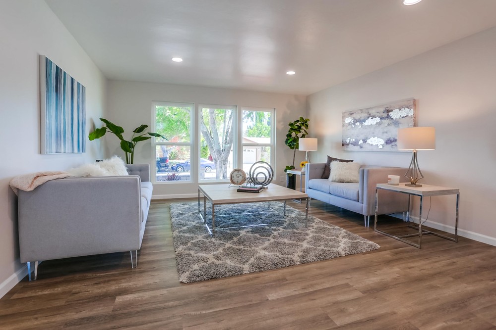 Virtual tour photo 8 of 50 for 6872 Ballinger Ave