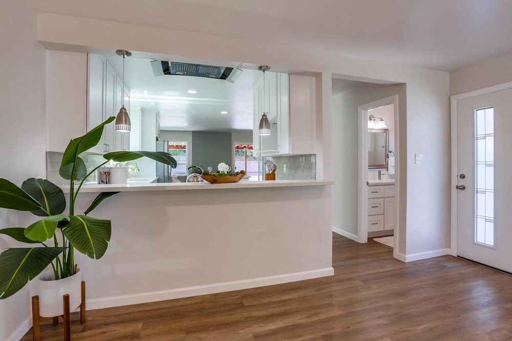 Virtual tour photo 20 of 50 for 6872 Ballinger Ave