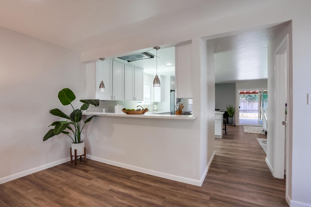 Virtual tour photo 21 of 50 for 6872 Ballinger Ave