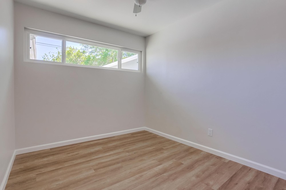 Virtual tour photo 26 of 50 for 6872 Ballinger Ave