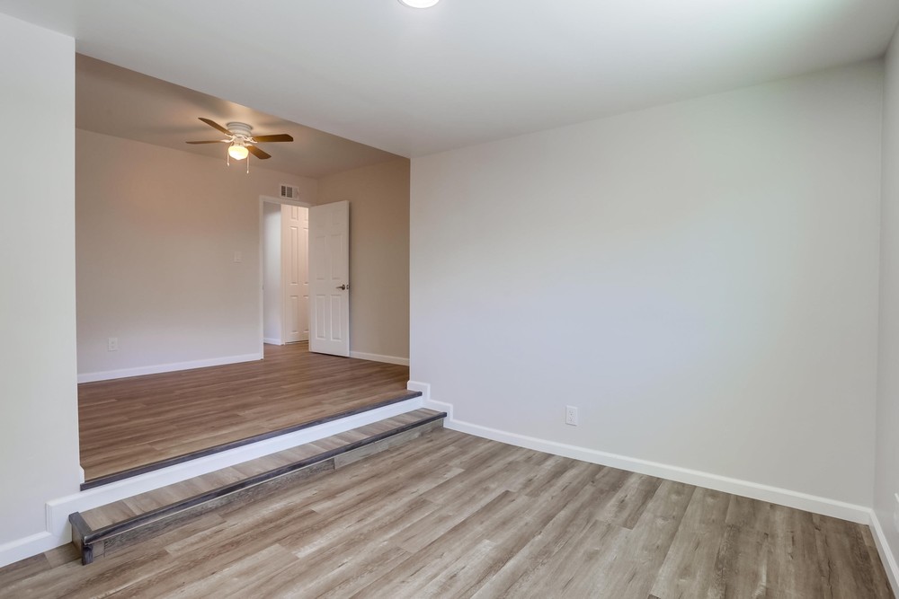 Virtual tour photo 29 of 50 for 6872 Ballinger Ave