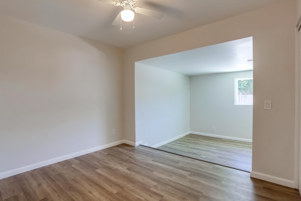 Virtual tour photo 30 of 50 for 6872 Ballinger Ave