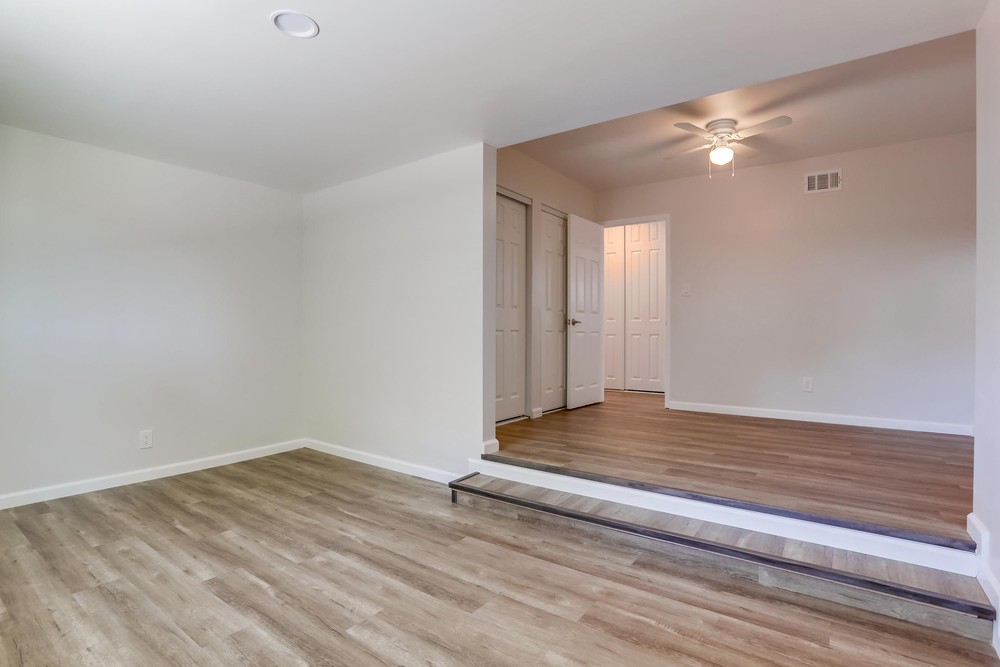 Virtual tour photo 32 of 50 for 6872 Ballinger Ave
