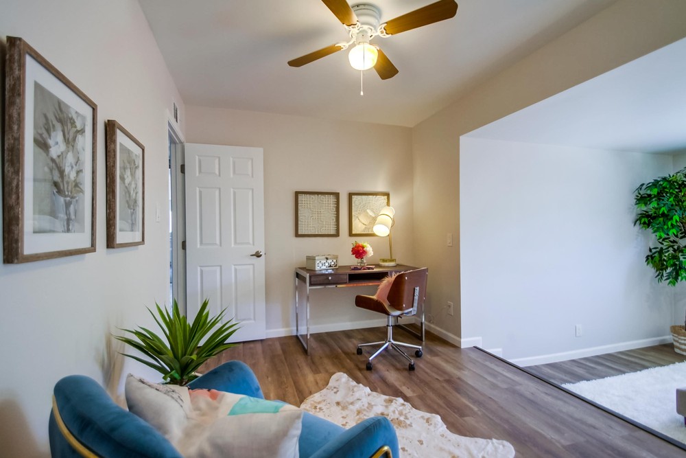 Virtual tour photo 42 of 50 for 6872 Ballinger Ave