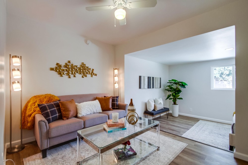 Virtual tour photo 46 of 50 for 6872 Ballinger Ave