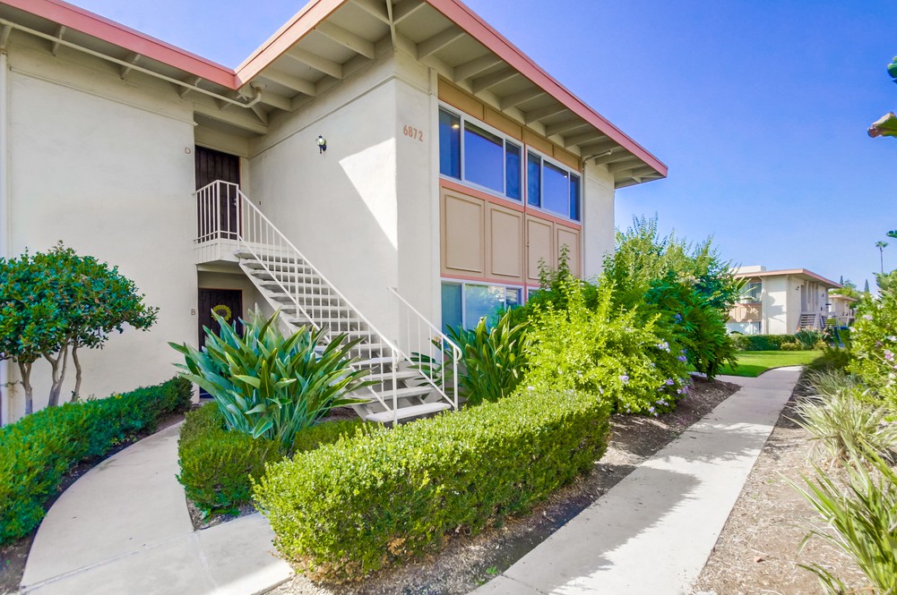 Virtual tour photo 7 of 47 for 6872 Hyde Park Dr