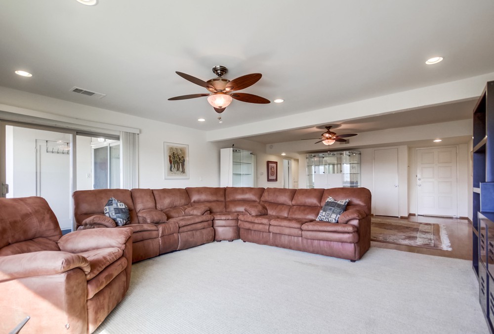 Virtual tour photo 13 of 47 for 6872 Hyde Park Dr