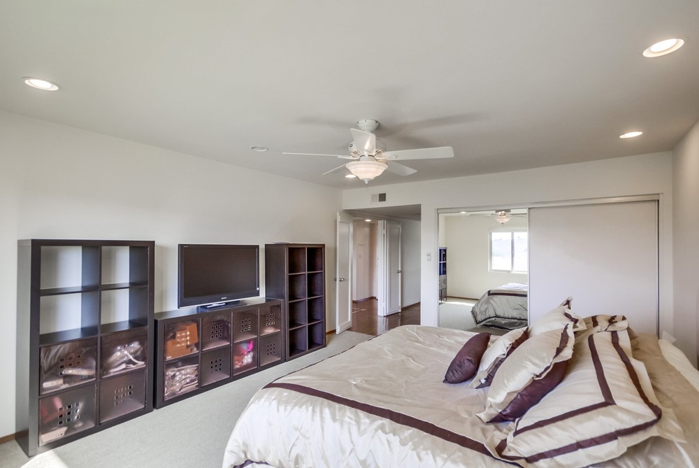 Virtual tour photo 27 of 47 for 6872 Hyde Park Dr
