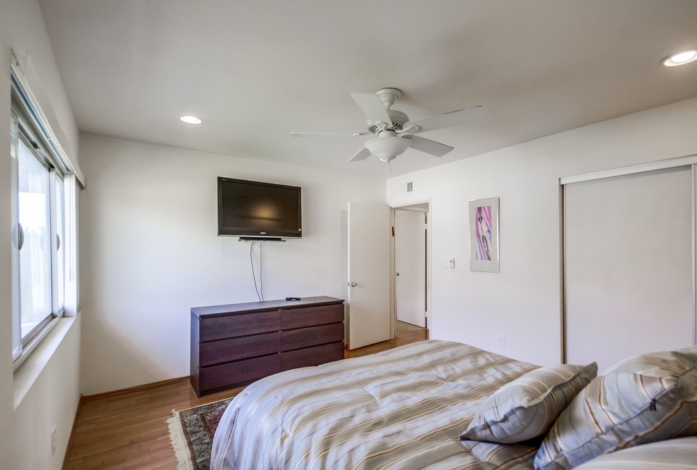 Virtual tour photo 34 of 47 for 6872 Hyde Park Dr